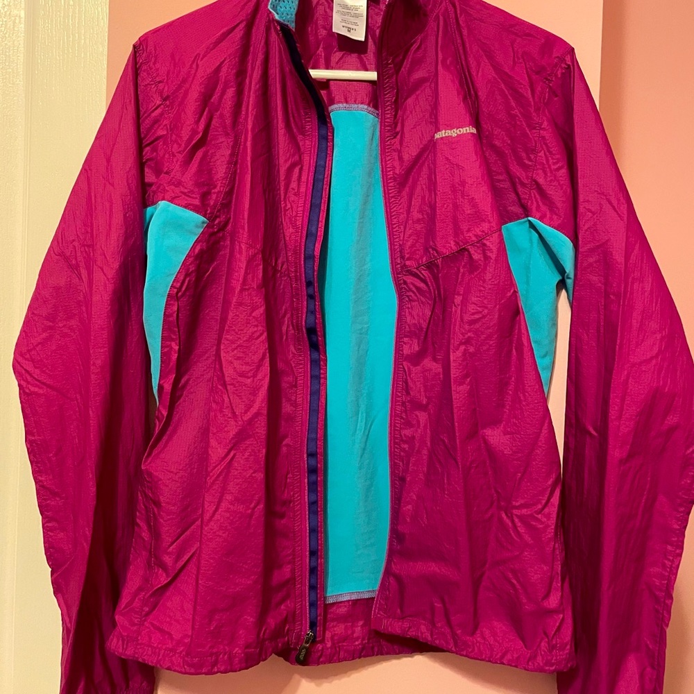 Patagonia Pink Nine Trails Running Jacket Medium